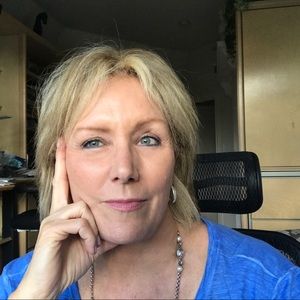 Meet your Posher, Janet